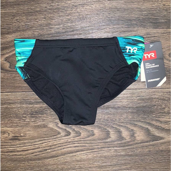 TYR Swim Briefs - Picture 1 of 4